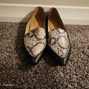 Poppy Barley Size 10.5 Black and Snake Skin Leather Loafters